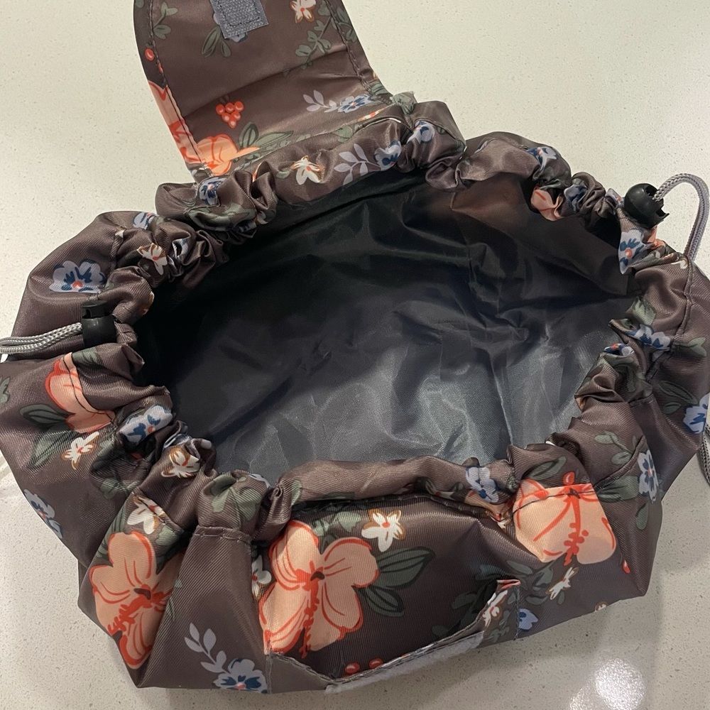 Lay Flat Drawstring Makeup/Cosmetics/Nail Supplie… - image 3